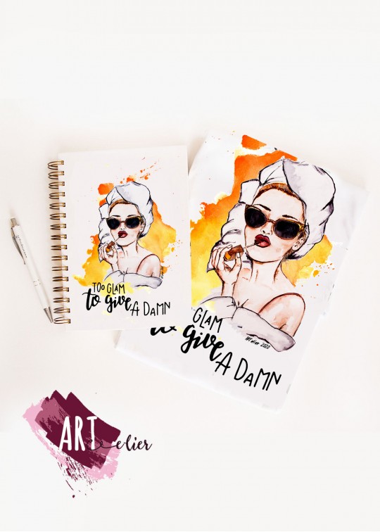 Set cadou agenda + tricou imprimat pentru femei cu atitudine - Too GLAM