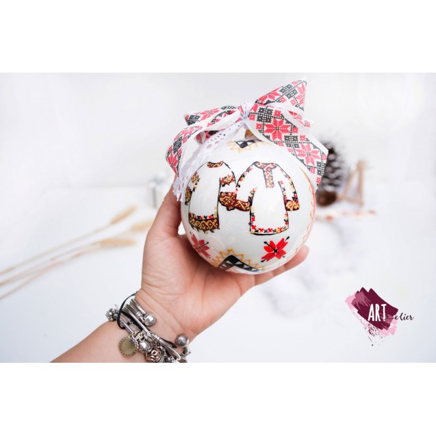 Christmas globe, hand-painted decor "Romanian Traditional Clothes"