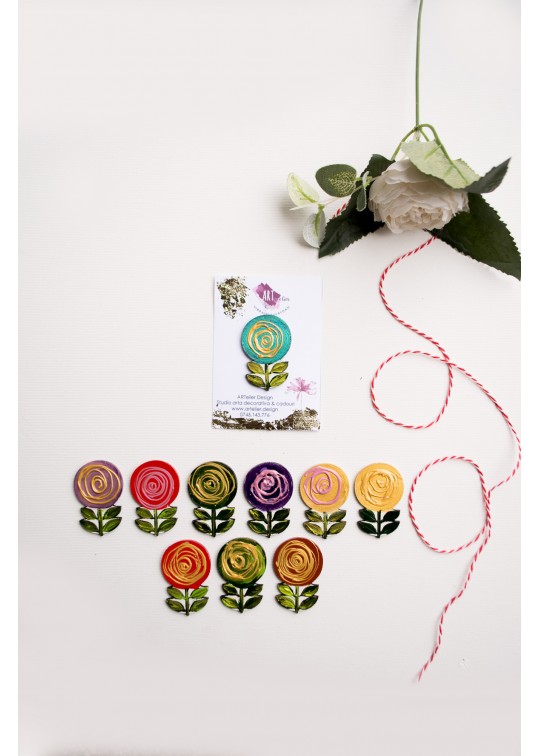 Martisoare lucrate manual, din lemn - flori-colorate