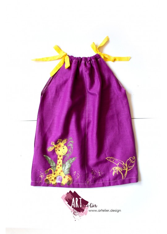Rochie urbana pentru copii din in, pictata manual, cyclam cu girafa