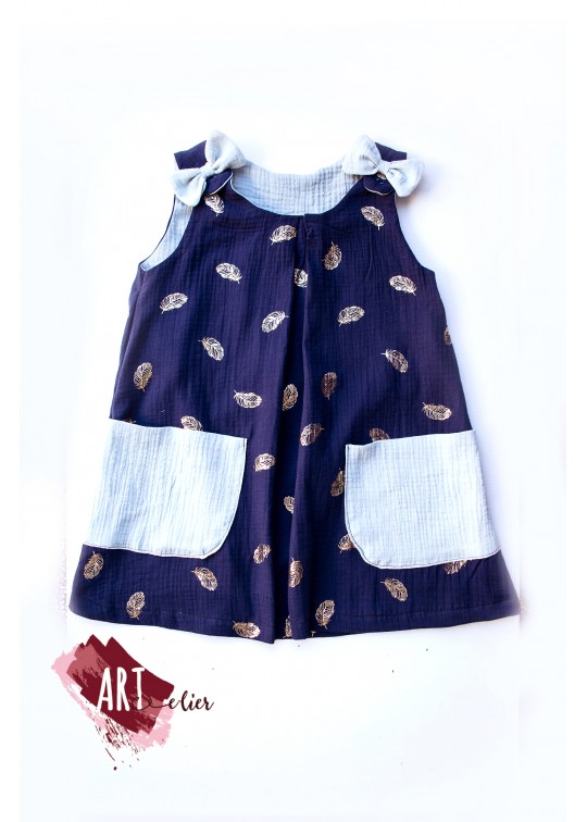 Rochita copii, vaporoasa, de vara, din muselina dubla - albastru navy cu pene aurii