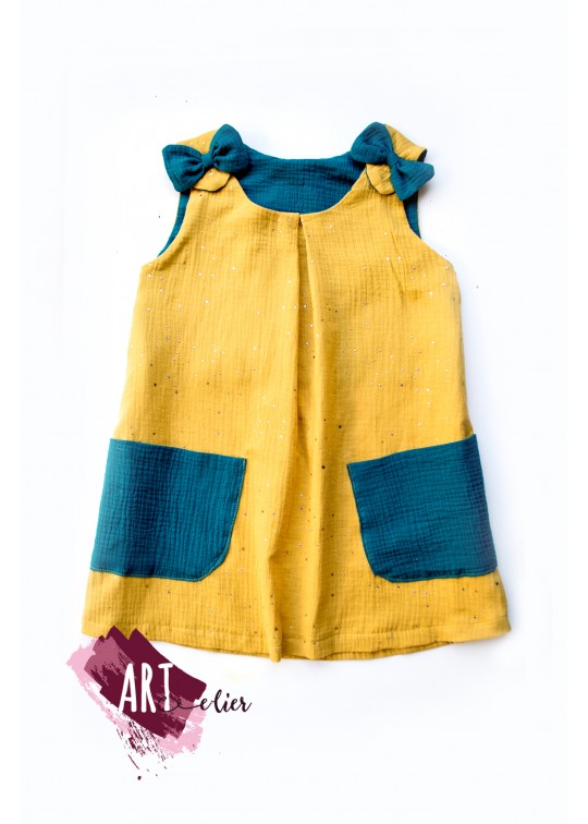 Rochita copii, vaporoasa, de vara, din muselina dubla - galben cu stelute aurii-INDISPONIBIL