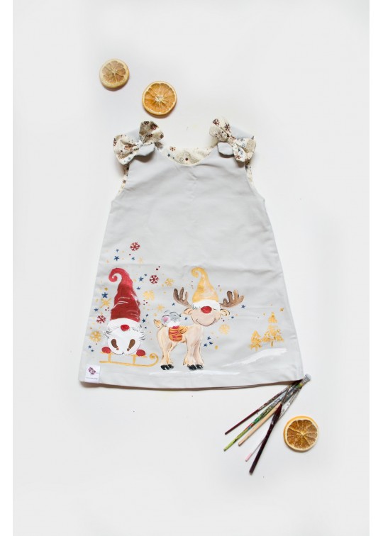 Rochita copii tip sarafan, din bumbac, culoare gri, pictat manual cu ren si Mos Craciun