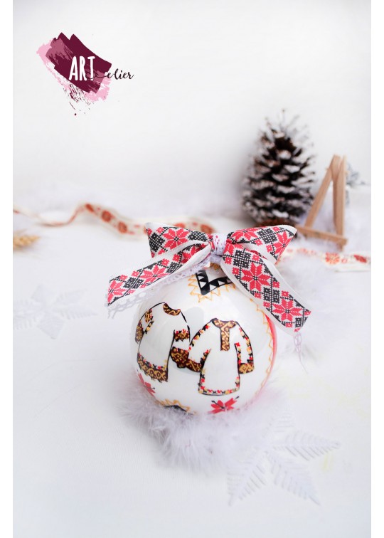 Glob de sticla, pictat manual "Ie traditional romaneasca"